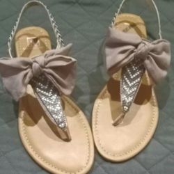 Ladies Size 9 Sandles