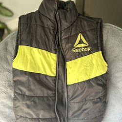 Reebok Boys Winter Vest Size 6
