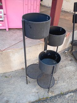 3 tier barrel bucket plant stand