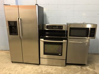 Stainless Steel Kitchen Set