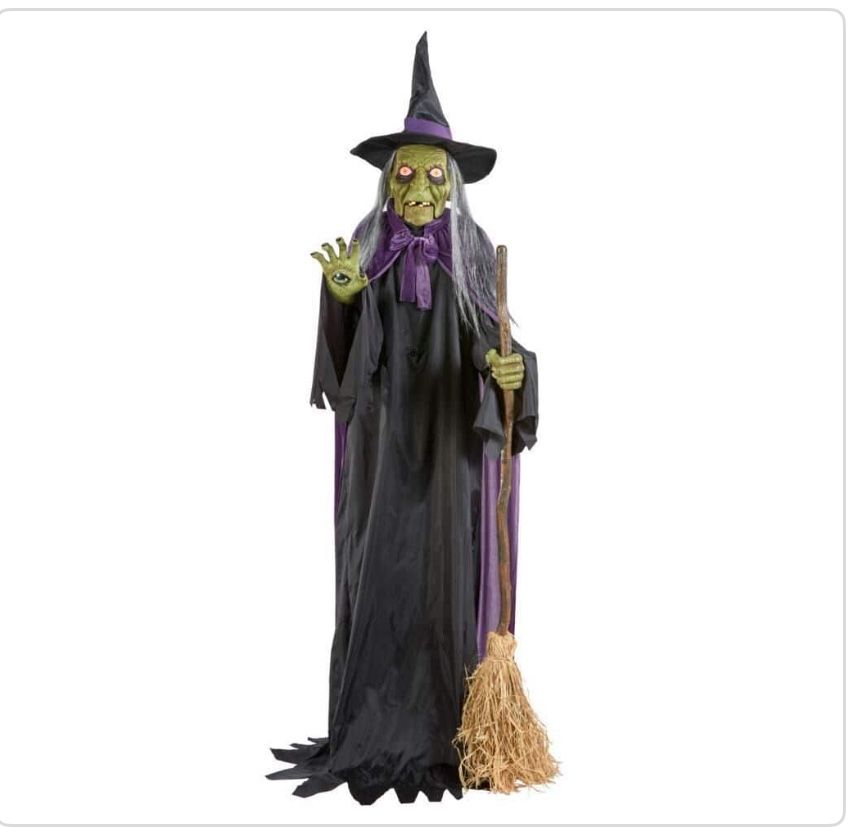 7ft Gruesome SpellCasting Witch