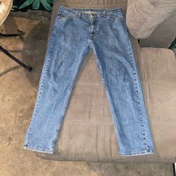 Pants (Levi’s) 