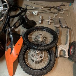 2007 Ktm 250sfx Part Out  DETAILS IN DESCRIPTION  