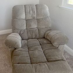 New Rocking Recliner $500