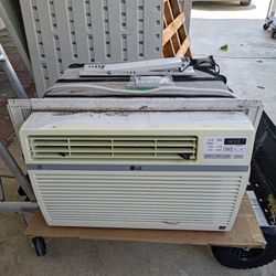 Window or Wall Mount LG Smart AC Air Conditioner for Medium to Large Room with Wi-Fi Control Access + Mounting Bracket 