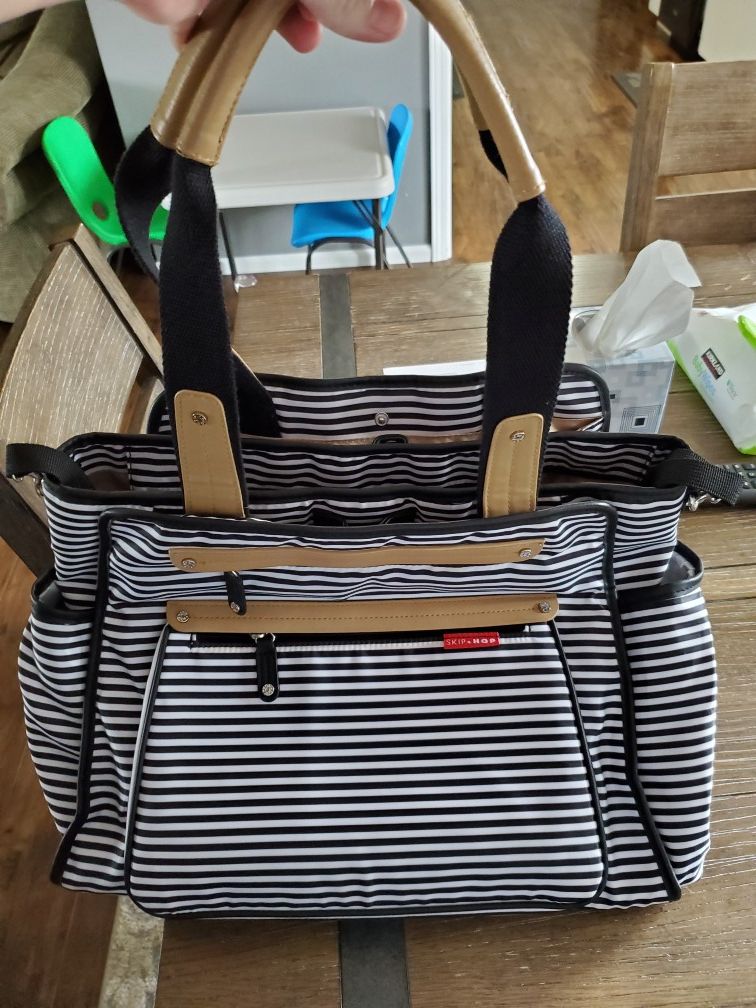 Skip Hop brand diaper bag. Purchased from Target. $10.