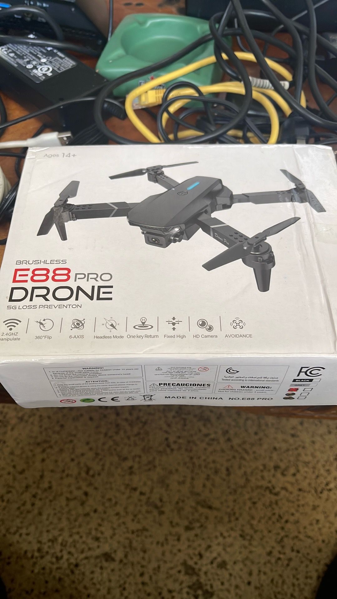 Brushless E88 pro drone