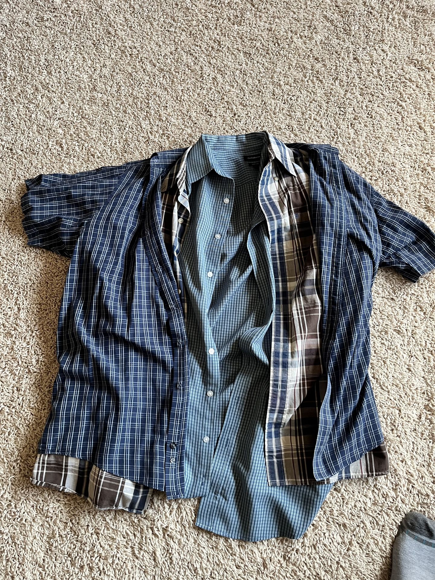 Men’s L and XL Short- sleeved Shirts