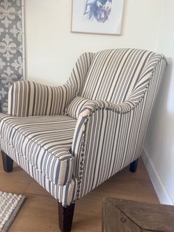 Pottery barn chair Nantucket style