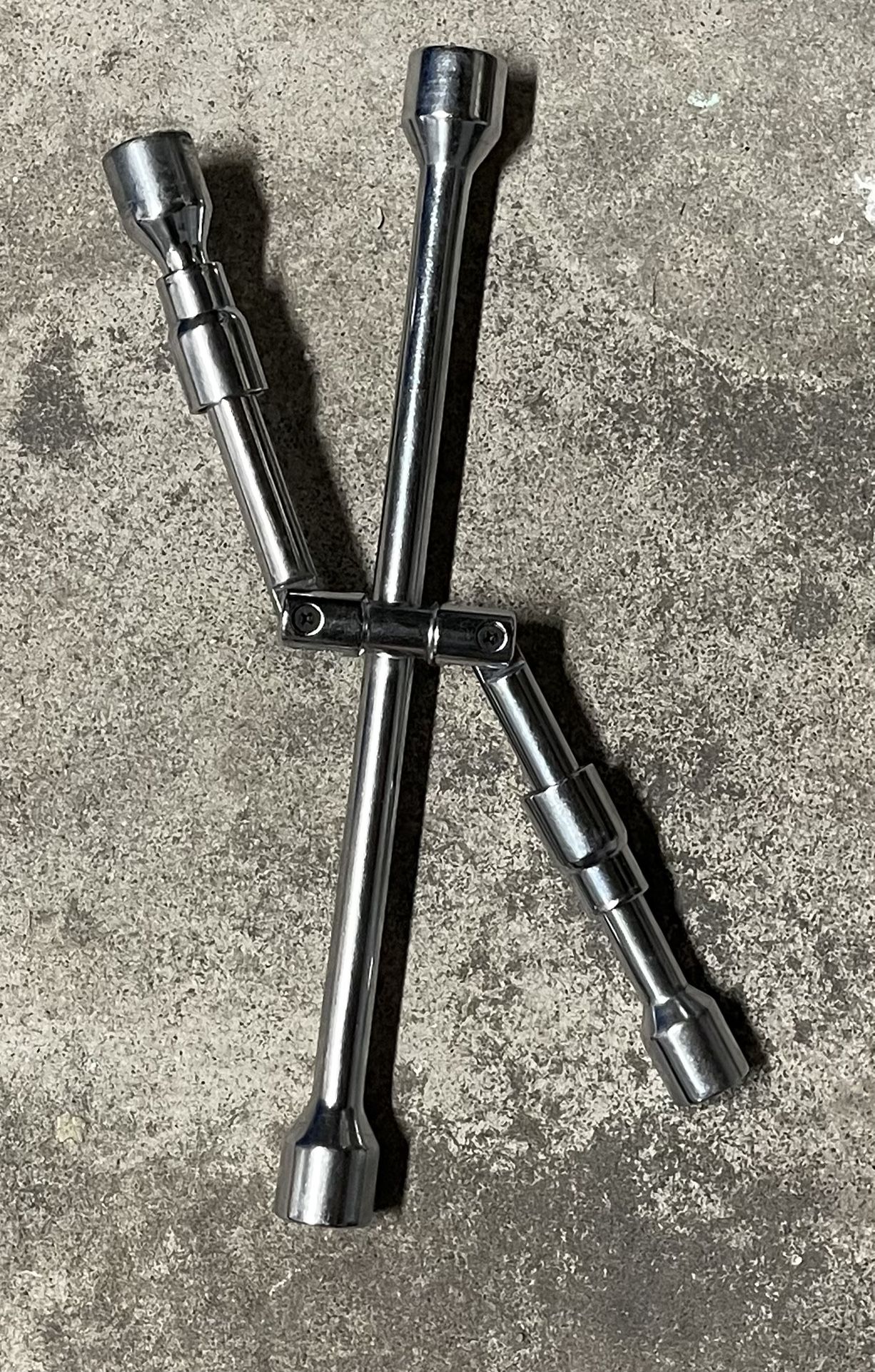 Shop Craft #83399 Dyna- Force 14" Heavy Duty Folding Lug Wrench