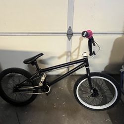 2012 Mirraco Axium BMX 