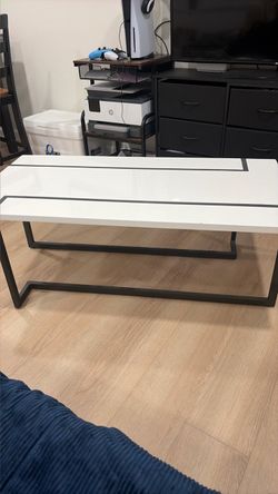 Nice geometric modern coffee tables set of 2