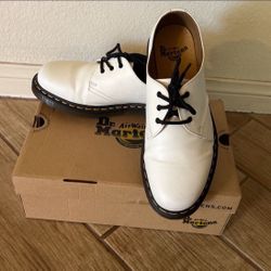 Dr. Martens