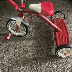 Tricycle Radio Flyer