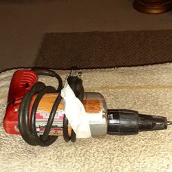 Milwaukee Screw Shooter 