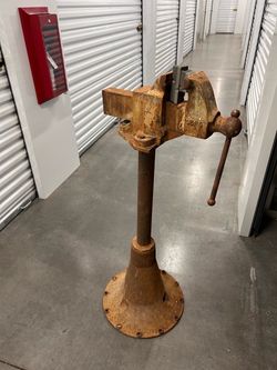 Rock Island 594 Vise needs cosmetics