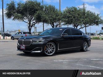 2022 BMW 740