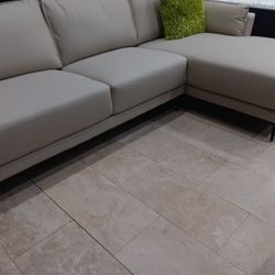 *Summer Sale Event*---Corsica Stunning Leather Sectional Sofa---Limited Stock!!!---Delivery And Financing👌