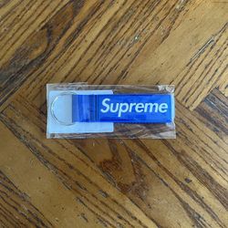 Supreme Webbing Keychain Blue