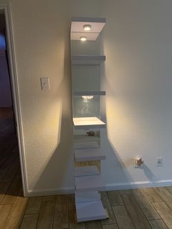 Vanity shelf