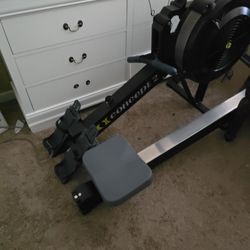Black Concept 2 RowErg Row