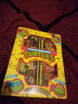 VINTAGE TEENAGE MUTANT NINJA TURTLE TRADING CARDS