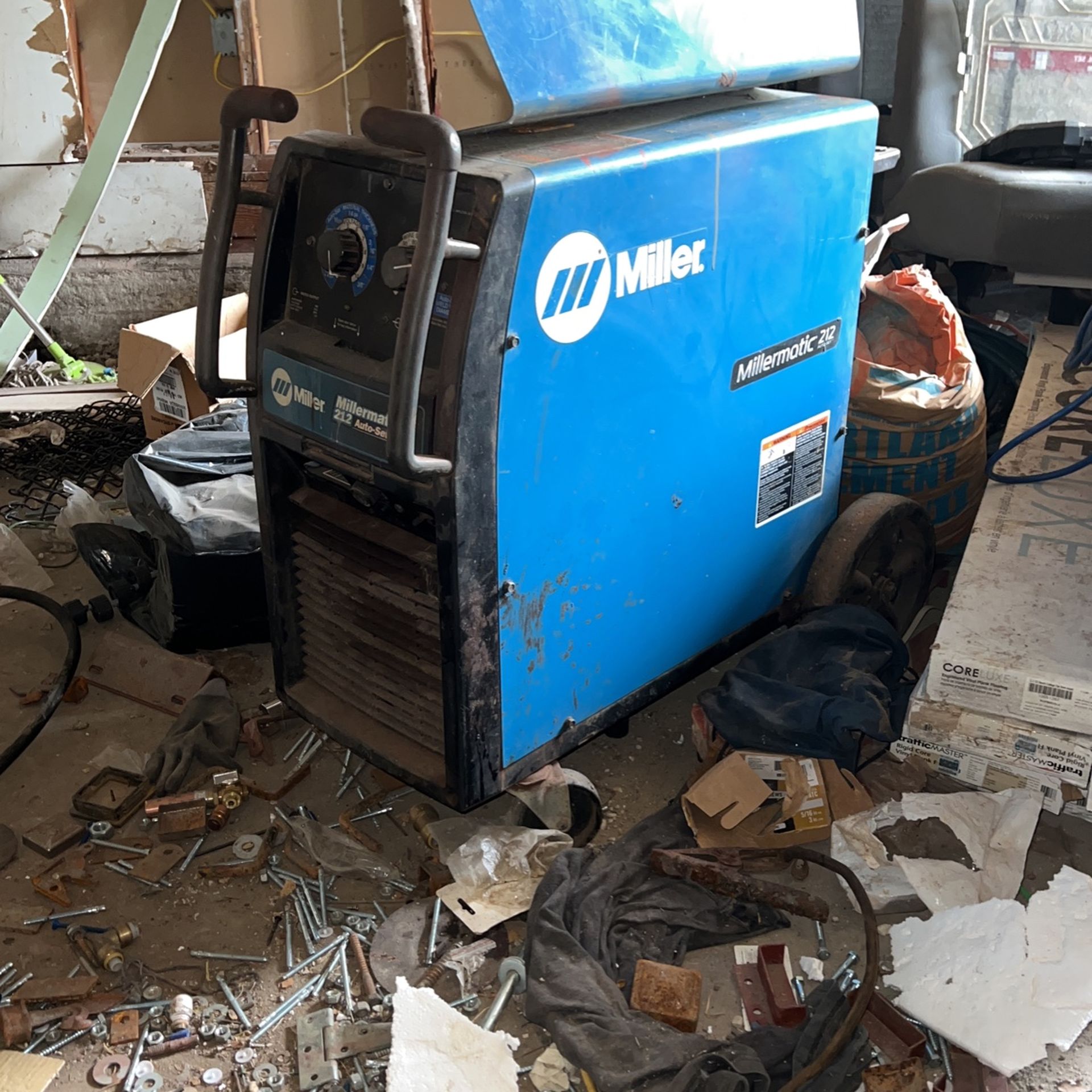 Miller MiG Welder Needs A Repair 500 for Sale in Mesquite, TX OfferUp