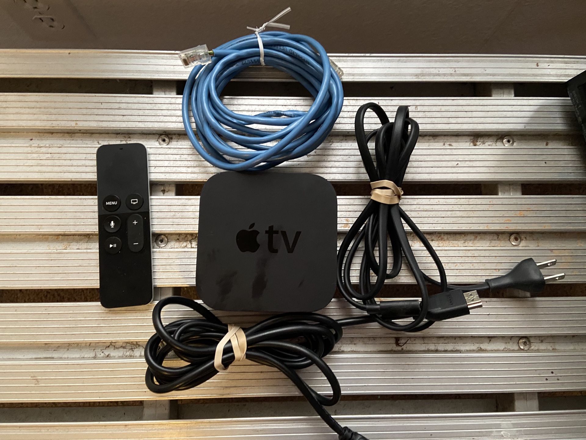 PRICE IS FIRM! Apple TV 4th Generation 64gb