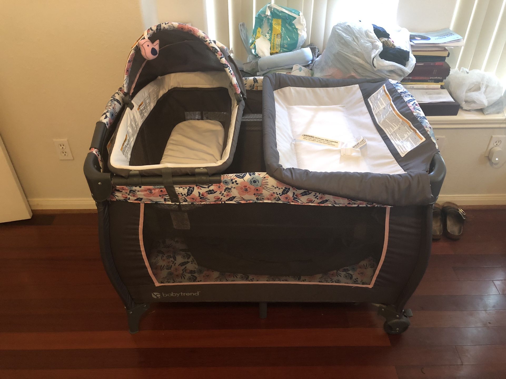 Baby Playpen/bassinet/changing table