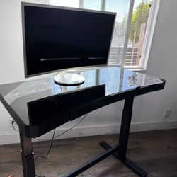 Samsung 32” Curved Monitor – White – Model C32F391