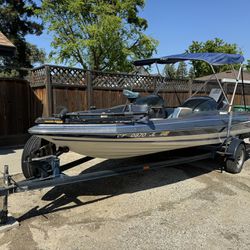 1987 Bayliner 18ft Bass Striker