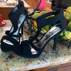 Black Madeline New Heels Size 8