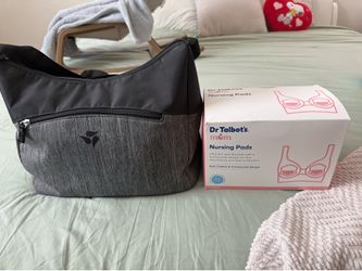 Breast Pump with Free Nursing Pads