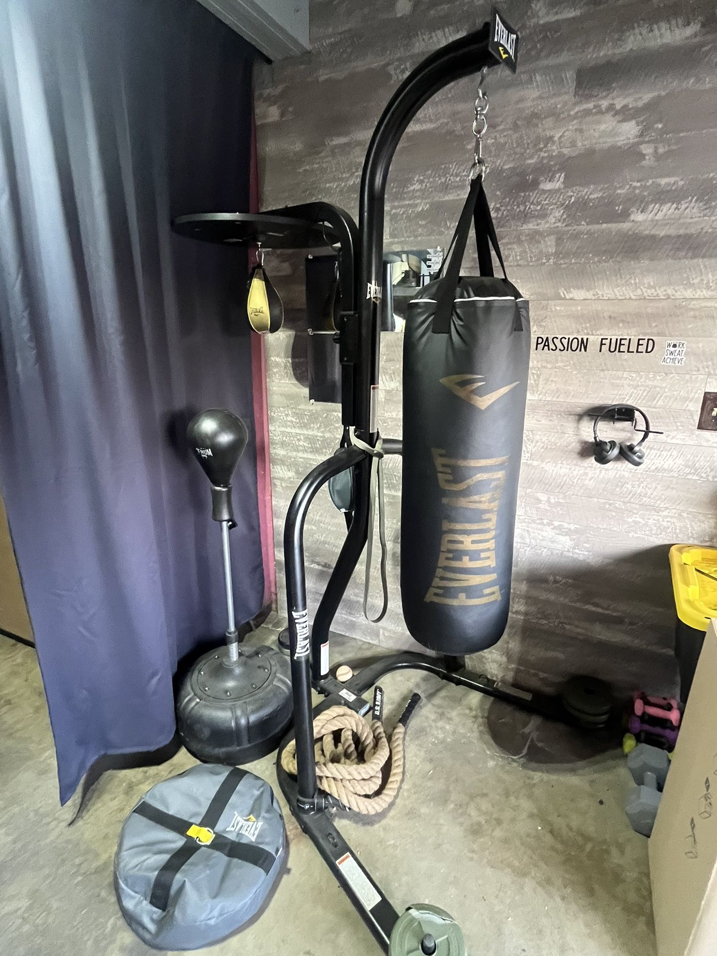 Boxing Set Great Deal