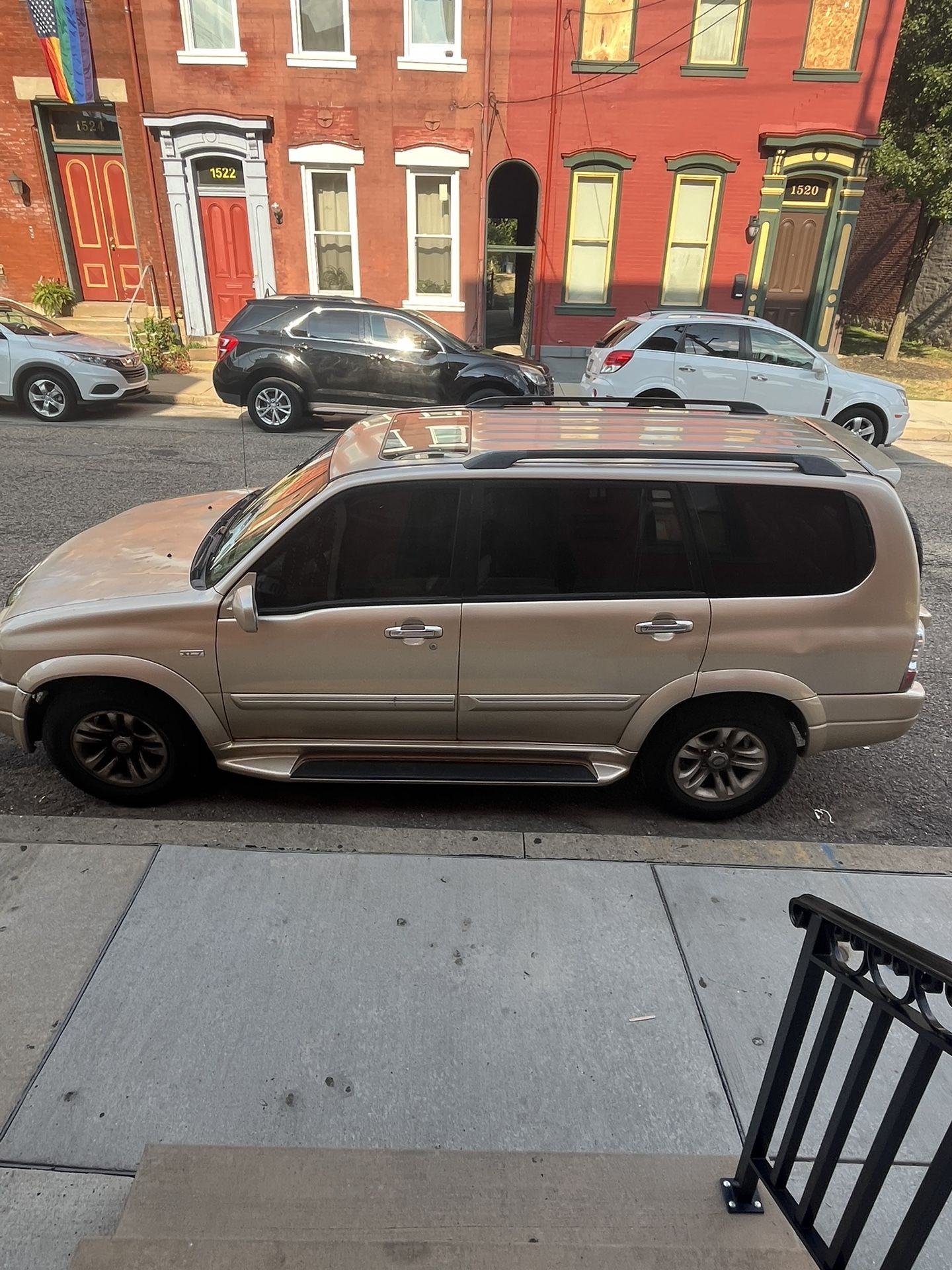 SUV