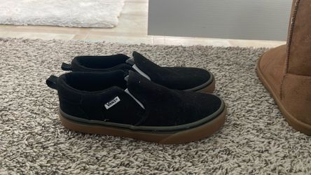 Vans Boys Shoes Size 4