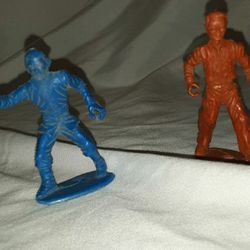18 MPC Ring Hand Plastic Western Figures