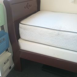 Cama Y colchón Thuyn