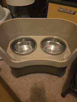 Dog Feeding Station(FIRM Price)