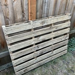 Two Free Pallets