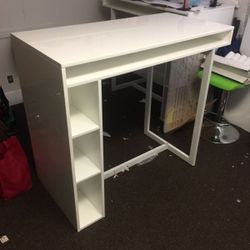 White glossy High top desk