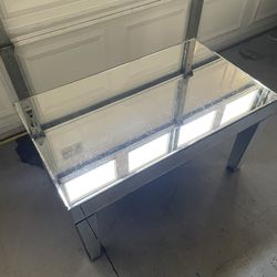 $30 - Mirror Coffee Table
