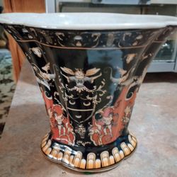 Vintage Gorgeous Japanese Vase