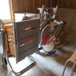 12 In Slide Compound Miter . 10in Table Saw 