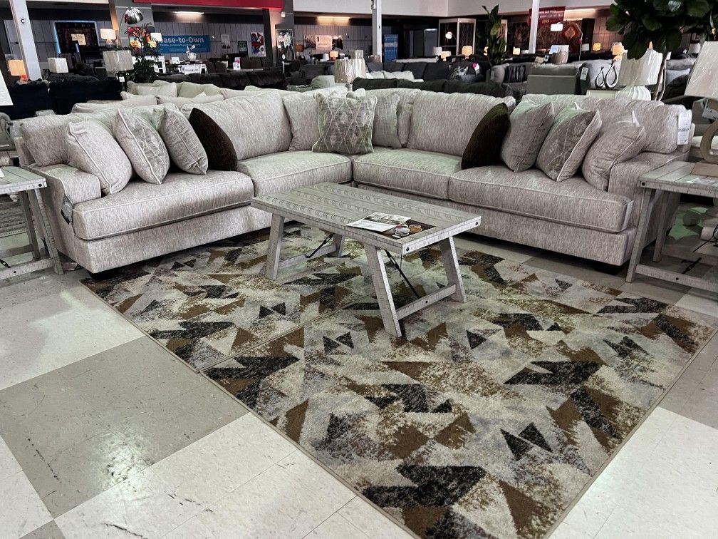 Rawcliffe 3 Pc Sectional cream color quality