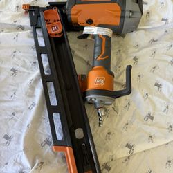 RIDGID 21degree Round Head Nail 