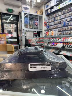 PlayStation 4 500GB Console PRE-OWNED