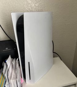 Ps5 W Cords/controller 