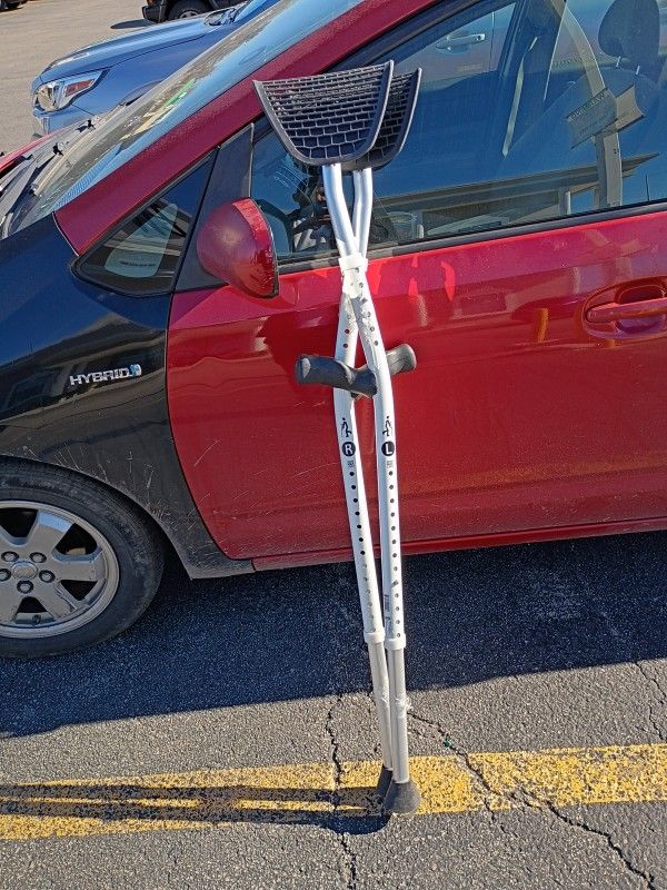 Mobilegs Ultra Crutches- 1 Pair