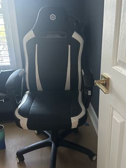 Ficmax Gaming Chair Black and White